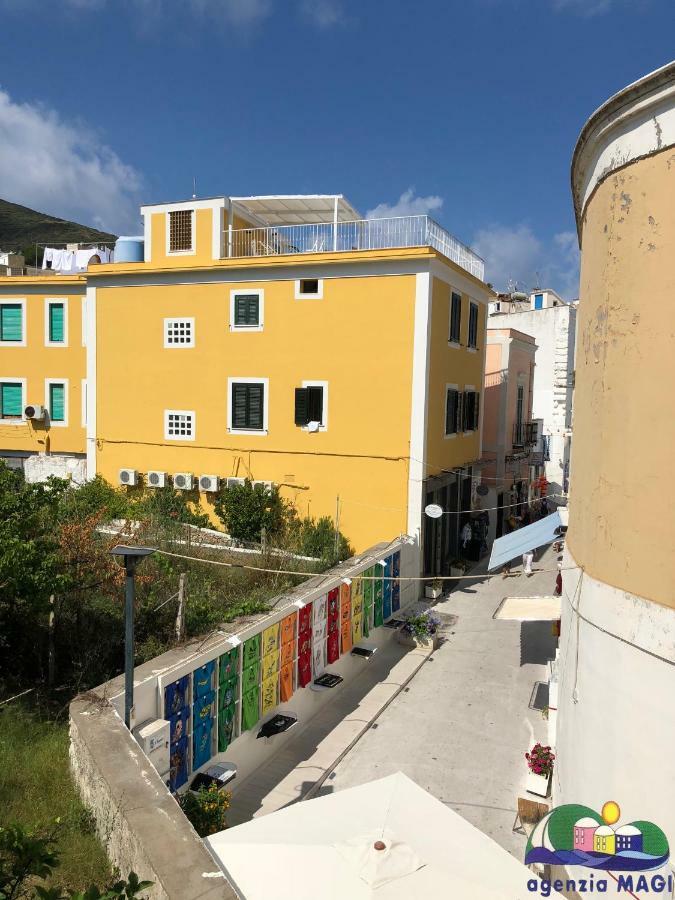Blu Mare Hotel Ponza Exterior photo